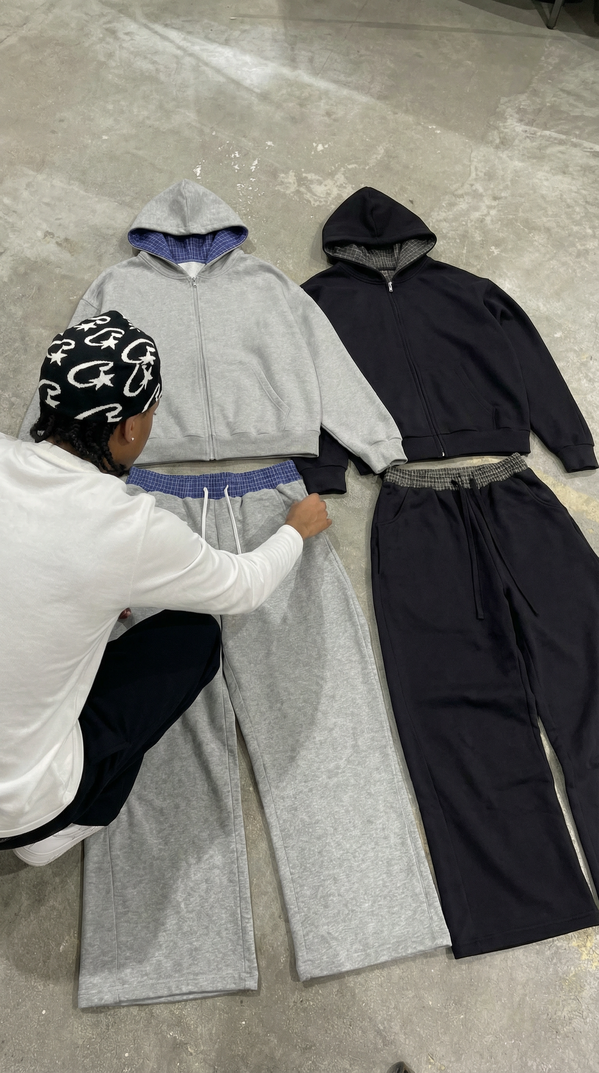 Lazy Boy Contrast Plaid Boxy Zip Up Gray Hoodie