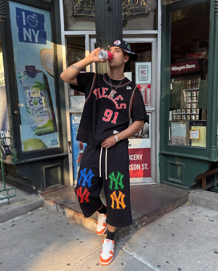 NYC Baggy Basketball 3/4 Length Long Sweat Streetwear Shorts – Oversized Y2K Black